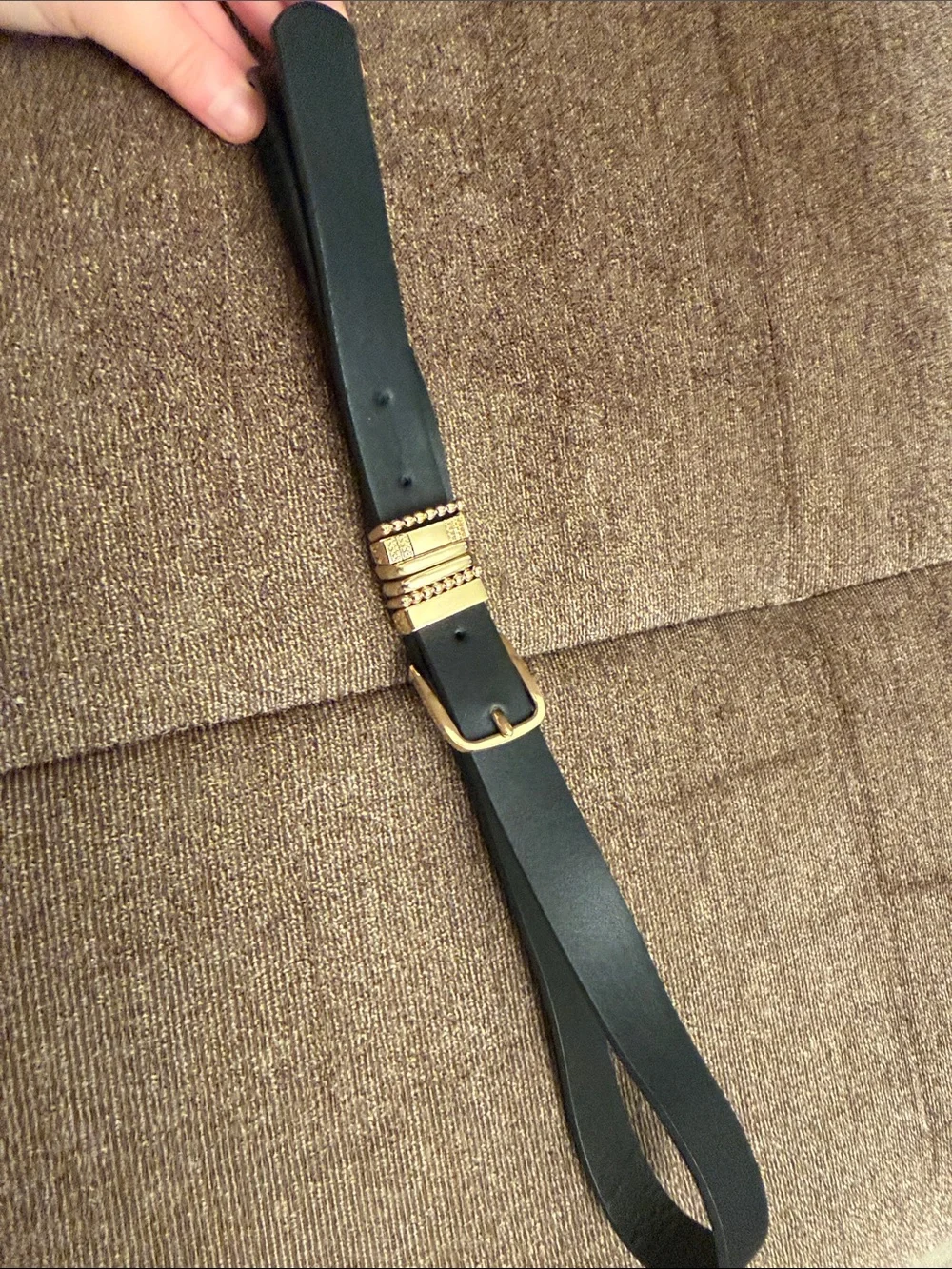 Women’s Black Faux Leather Skinny Belt with Gold Buckle – Size 28